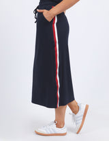 Stabilize Skirt - Navy - Foxwood