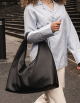 Monaco Shoulder Bag - Black - Louenhide